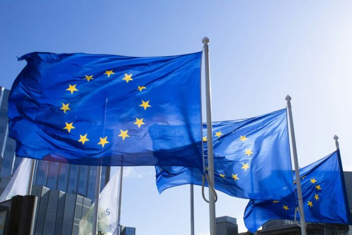 EU-kommissionens flaggor